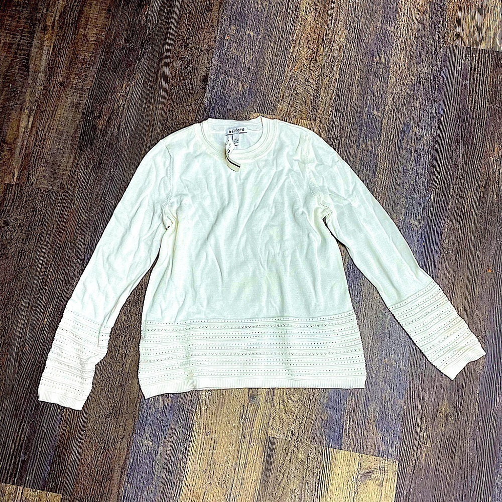 Belford size small sweater​​​​​​​​